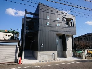 1 (4)