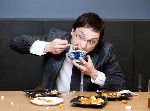 man-eating-food