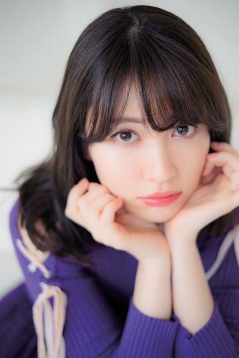 edge_17062701-550x824