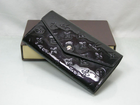 M95150KF--(1)