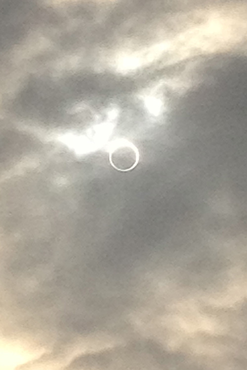 1205-solareclipse01