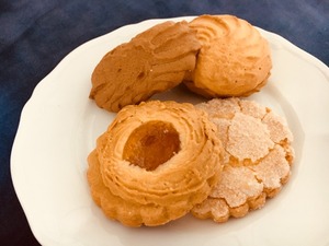 第1460回 とらや一甫の『スペシャルクッキー』と求肥餅『うちぬき』 : 和菓子魂！ Powered By ライブドアブログ