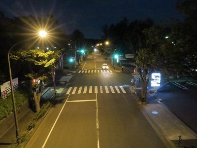 a 右に (4)