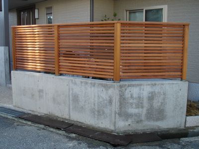 8c607437.jpg