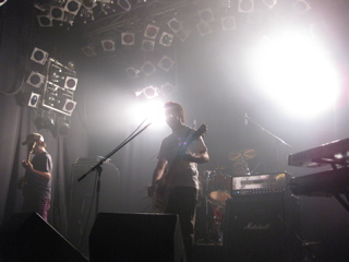 87683f63.jpg