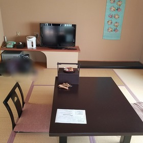 28090499.jpg
