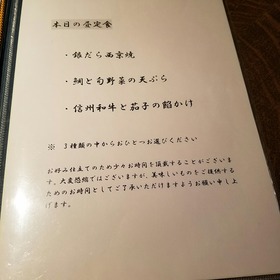8518315b.jpg