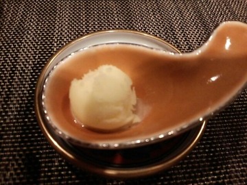 ab516858.jpg