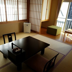f8457c82.jpg