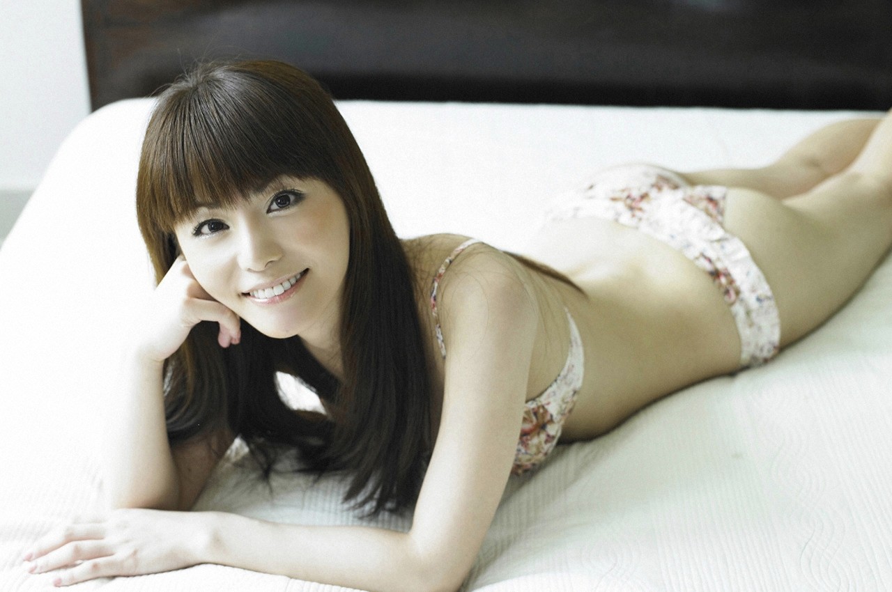 【85枚】森崎友紀とかいう整形サイボーグエロ過ぎwwwwww画像32