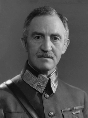 375px-Carl_Gustav_Fleischer_1940b