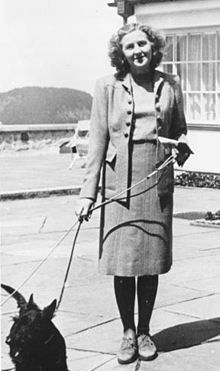 220px-Eva_Braun_walking_dog