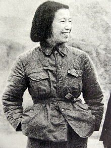 220px-Jiang_qing_yanan_001