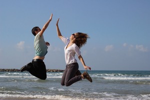 jump-493889_960_720