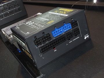 inwinpc700w_1024x768b-1024x768