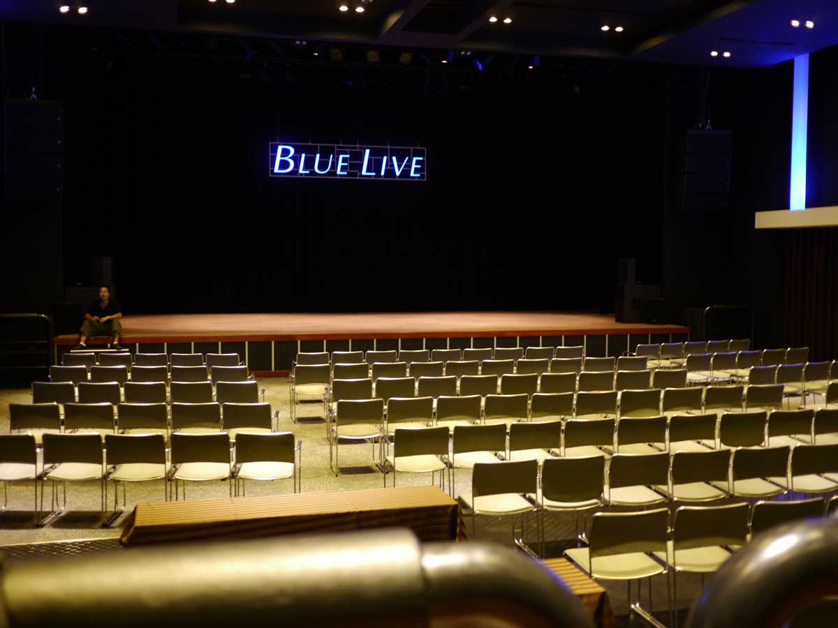 吉田ジュン オフィシャルブログ blue live広島オープン前の館内 吉田ジュン オフィシャルブログ blue live広島オープン前の館内