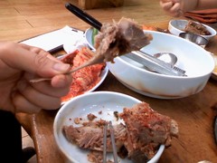 豚の骨だけ残ります