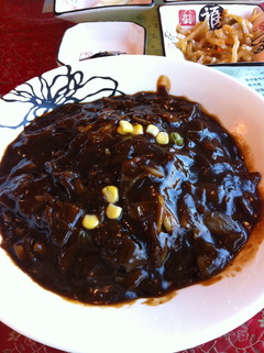 ジャジャン麺3000ウォン