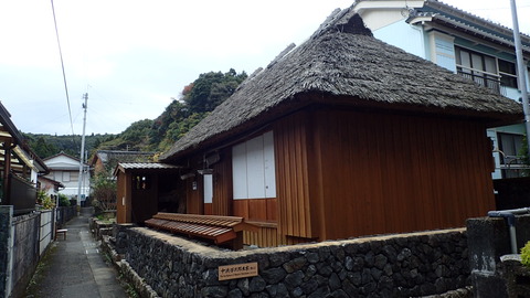PC120085