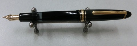 f524526f-s.jpg