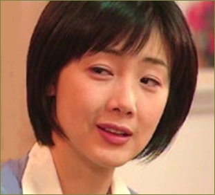 一時保育の申し込みに役所へ行ったら保育士に「専業なのに預けるの？預け先もないのに子供産むなんて無責任ねｗ」とボロクソ言われた
