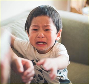 クソ母がパート先の男と駆け落ちした。幼かった俺は必死でクソを探し回った。大人になった俺を知らない男が訪ねてきた。クソの弟だった。クソが死んだらしい