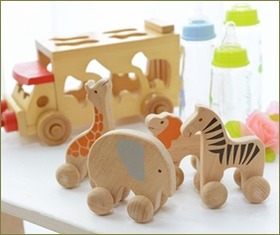 トメが息子のための買い物をポイポイカゴに入れていく。「あるからいらない」「まだ早い」と私と旦那が棚に戻す。休憩してる隙に「絶対いると思って買ってきちゃった~」