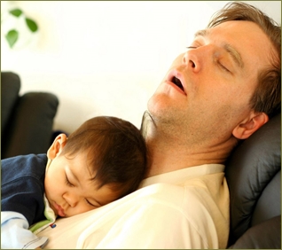 生後2か月の低体重の子供に対する扱い方が雑すぎる夫。何度注意しても治らないどころか逆ギレする始末。こっちは帝王切開後で大変なんだから旦那の面倒まで見きれないのに
