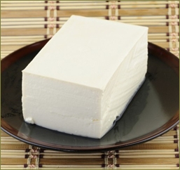 俺が誕生日に思い入れがないって言ってあったのに「豆腐でもいいから一緒に食べてお祝いしたかった」って何?豆腐でいいなら当日じゃなくてもよくない?