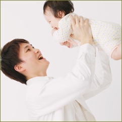 仕事から帰って精一杯子供との時間を作ってるつもりなのに、妻からしたら全然足りないらしい。「これ以上どうすればいいって言うんだ!」と怒鳴ってしまい喧嘩になった