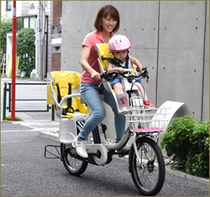 私の電動自転車の前かごに義兄嫁が義兄子を乗せ「借りますね~」→自転車がバランスを失い横転→義兄子が頭から落下。義兄嫁発狂「私さんのせいでうちの子が!」