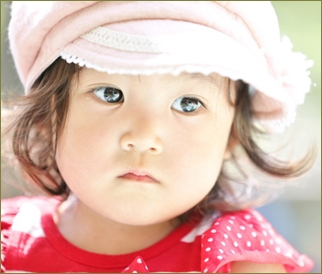 ３歳の娘が物を大切にしない。オモチャを片付けないので捨てても一切執着なし。自分で作った工作も壊してしまう。何か欠陥があるのかな