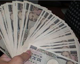 バカ旦那「親がお金を出してくれるから結婚式しよう!100万貯まったからPC買おう!」私「お金を出してもらう分際でそんな贅沢できない」→旦那ふてくされて私をシカト