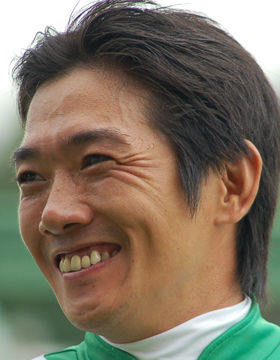 田中勝春