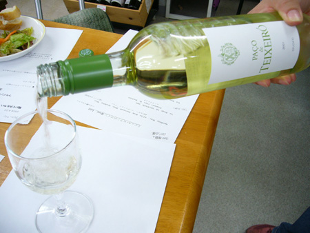 pour paco-de-teixeiro-2007 into