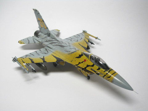 タイガーミート F-16 ファルコン ベルギー空軍 1/100 【入手困難】 タイガーミート F-16 ファルコン ベルギー空軍 1/100 【入手困難