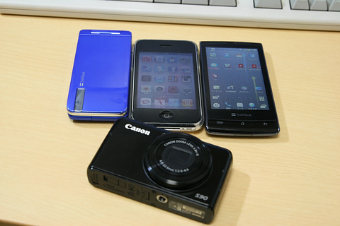 Softbank 943SH、iPhone 3GS、003SH、Canon Powershot S90