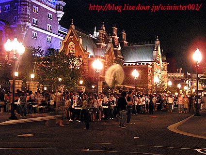 タワー・オブ・テラー、公開初日の様子はこんな感じでした…``r