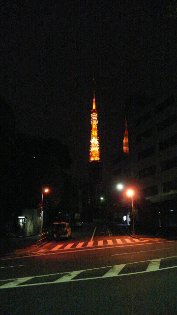 深夜の東京タワー02