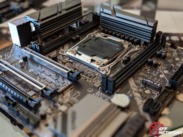 ASRock X299M Extreme4 (4)