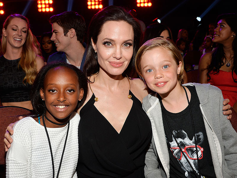 angelina-jolie-800