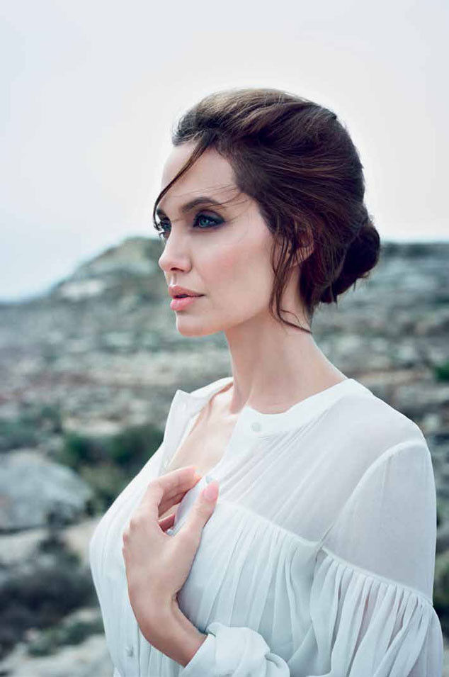 Winter_2014_DuJour_Magazine_Jolie_04