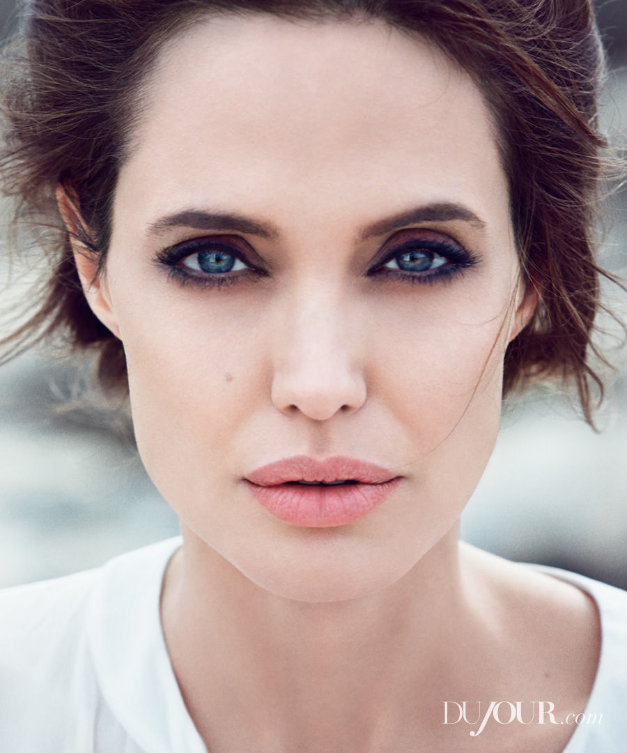 Winter_2014_DuJour_Magazine_Jolie_03