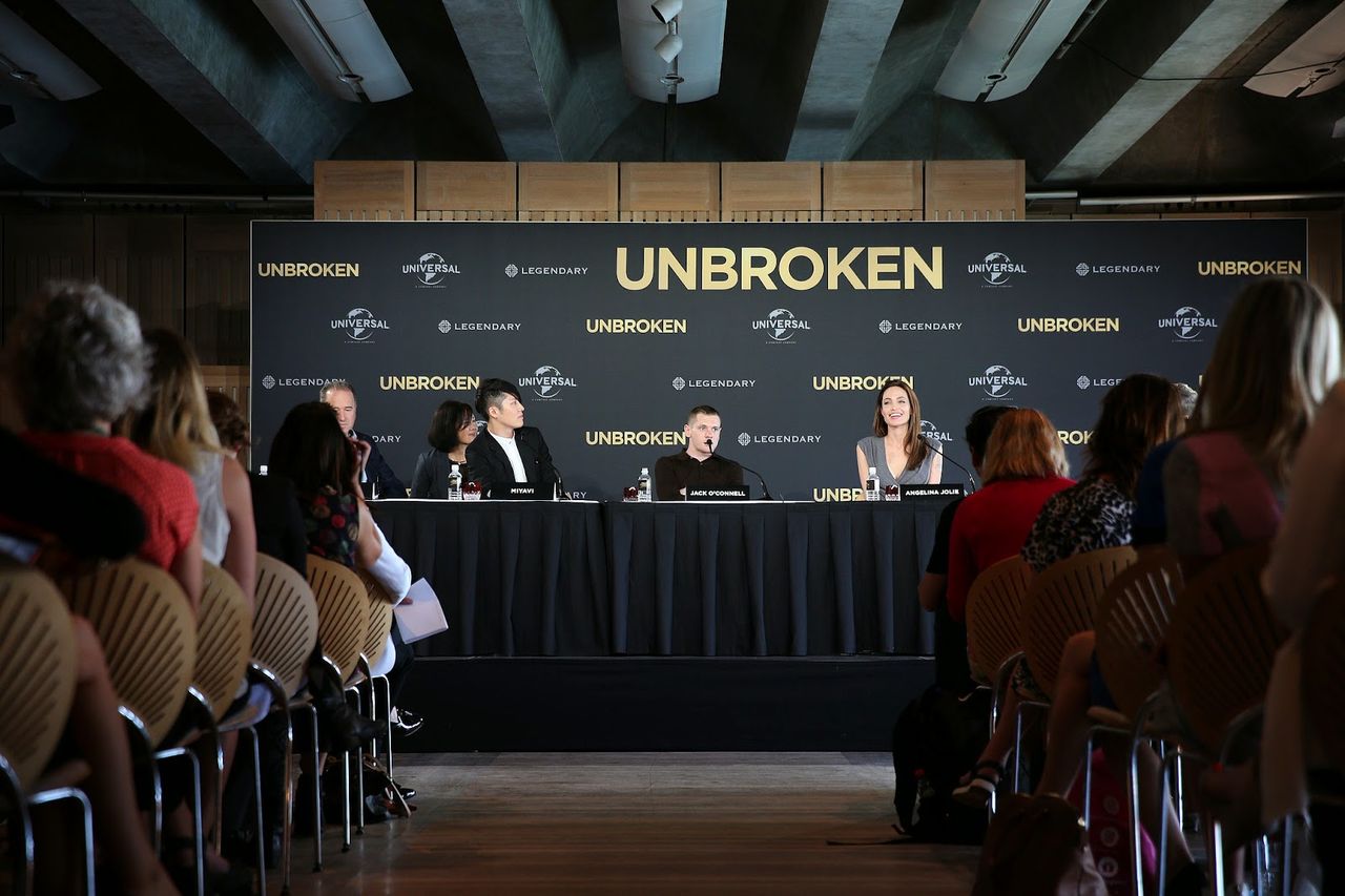 000Angelina-Jolie-Unbroken-Press-Conference-Sydneyc