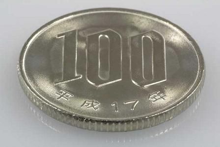 100円