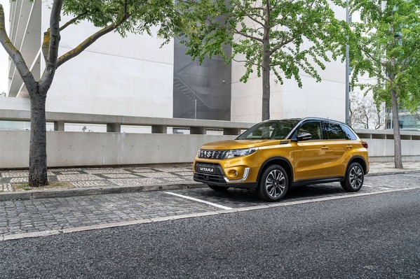 8531ef21-2019-suzuki-vitara-2