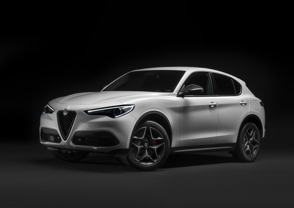 56fa6dda-alfa-romeo_stelvio-ti_08