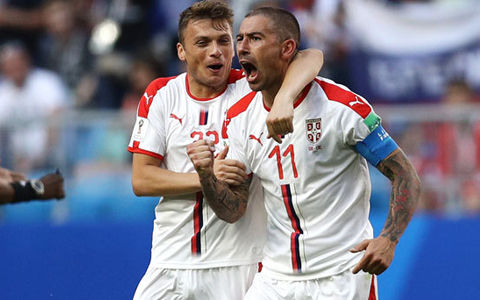 セルビア、名手の芸術FK弾で勝利。コスタリカを下して白星発進