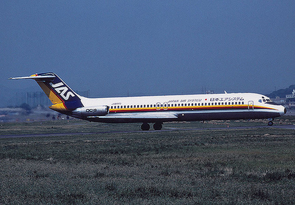 800px-Japan_air_system_DC-9-40