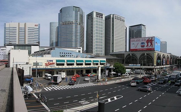 640px-Shinagawa_Station_-01